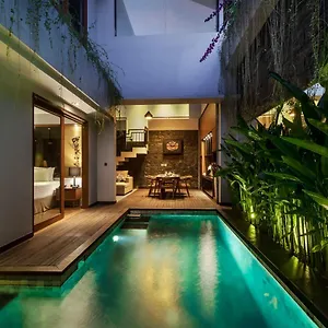 https://agranusa-signature-villa-by-danapati.hotelsseminyak.net